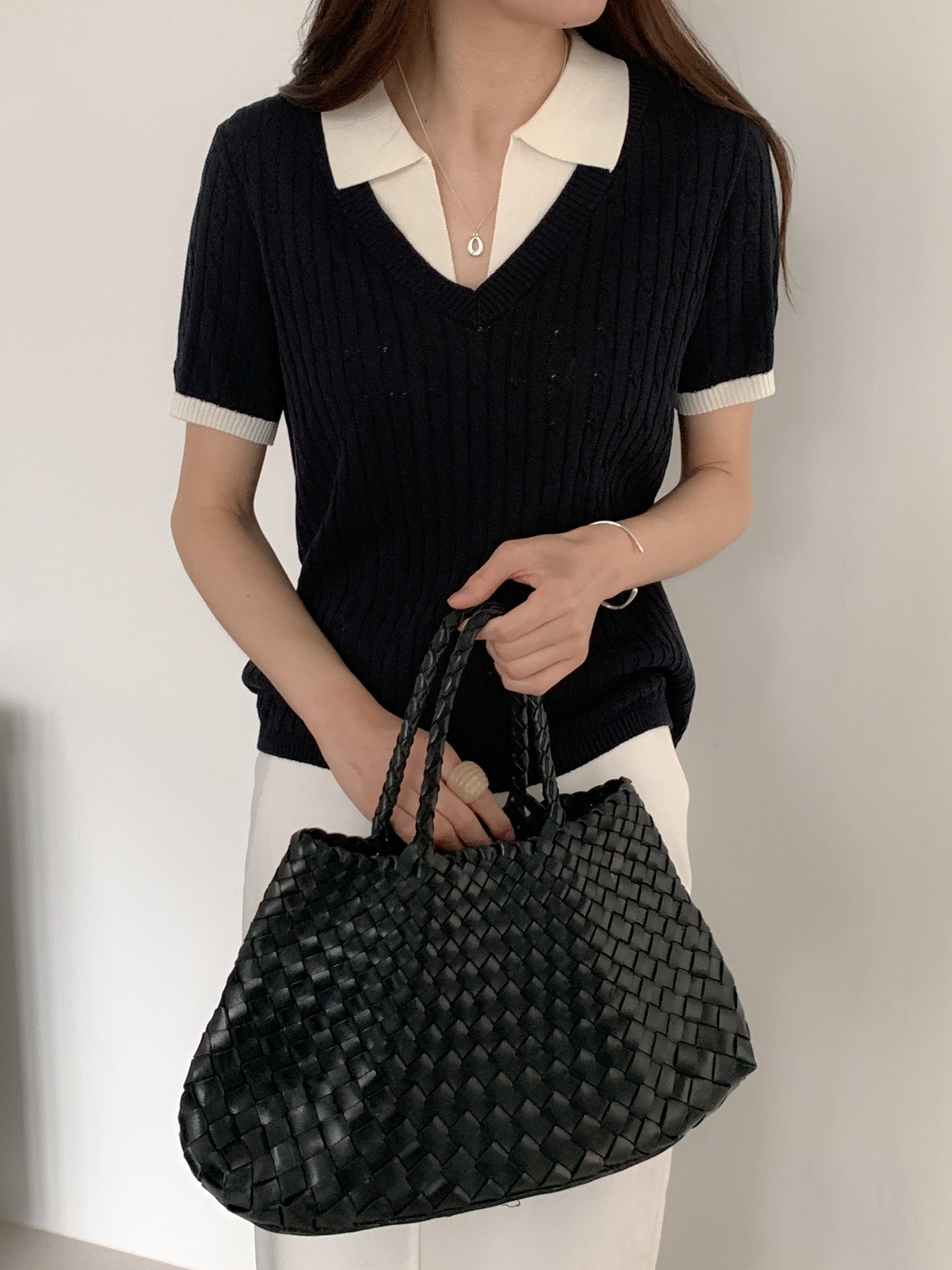 Dear collared short