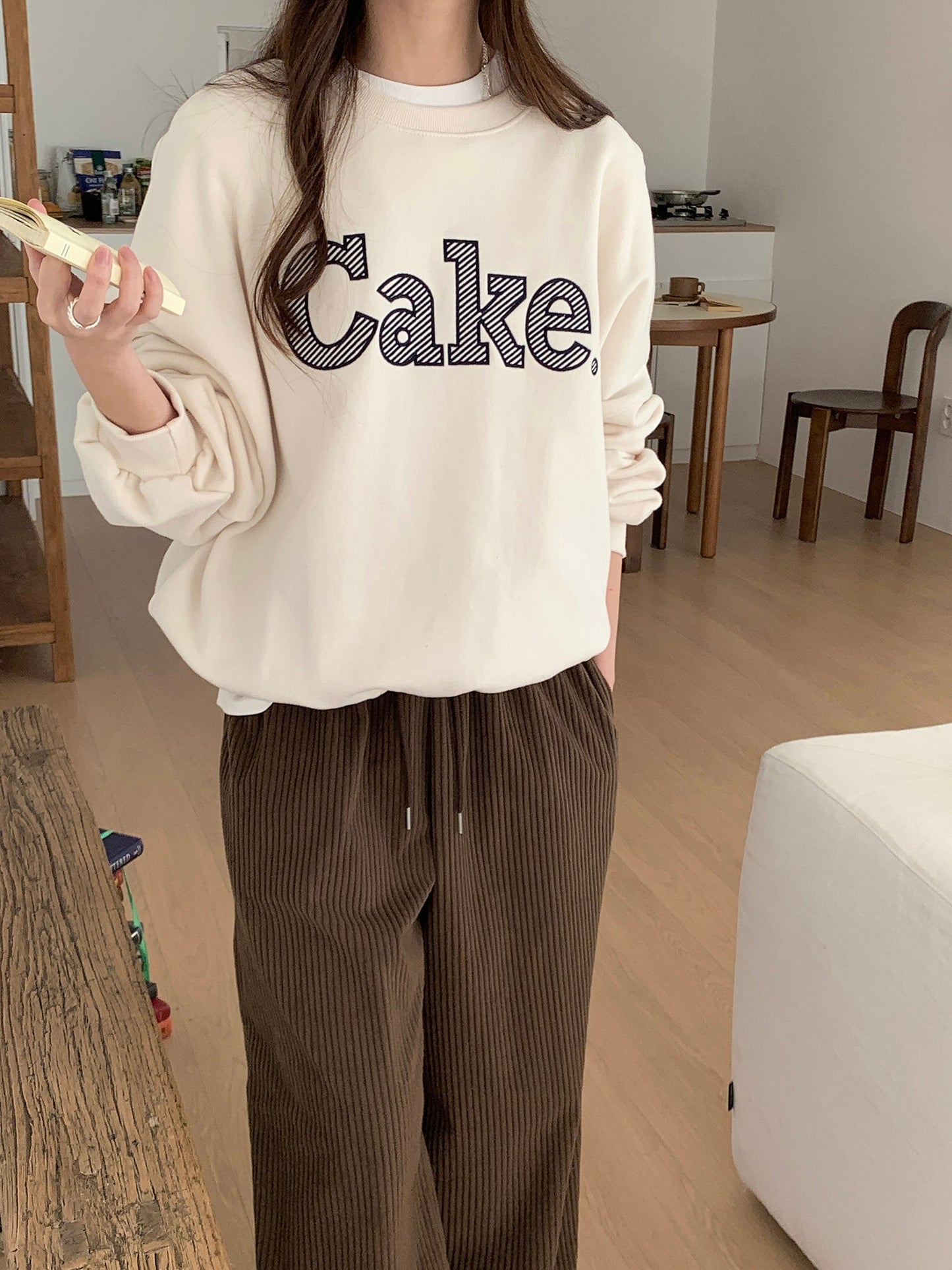 Cake sweatshirt
